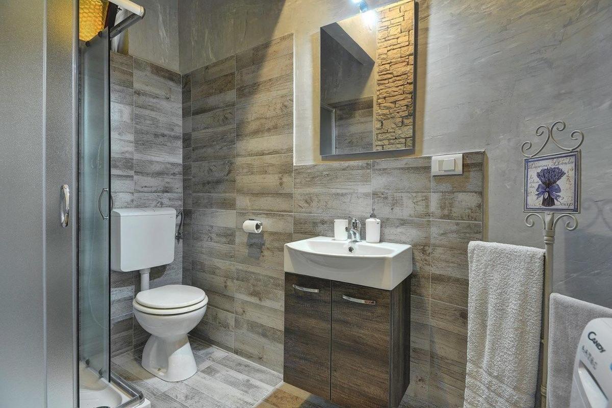 Apartment Karsiole